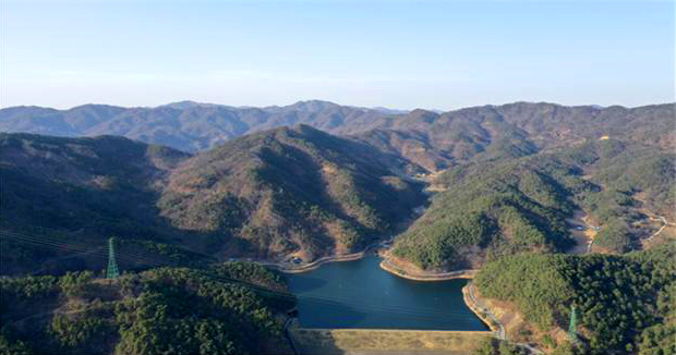 사진2_충주 오청산 국유림 명품숲 전경.jpg